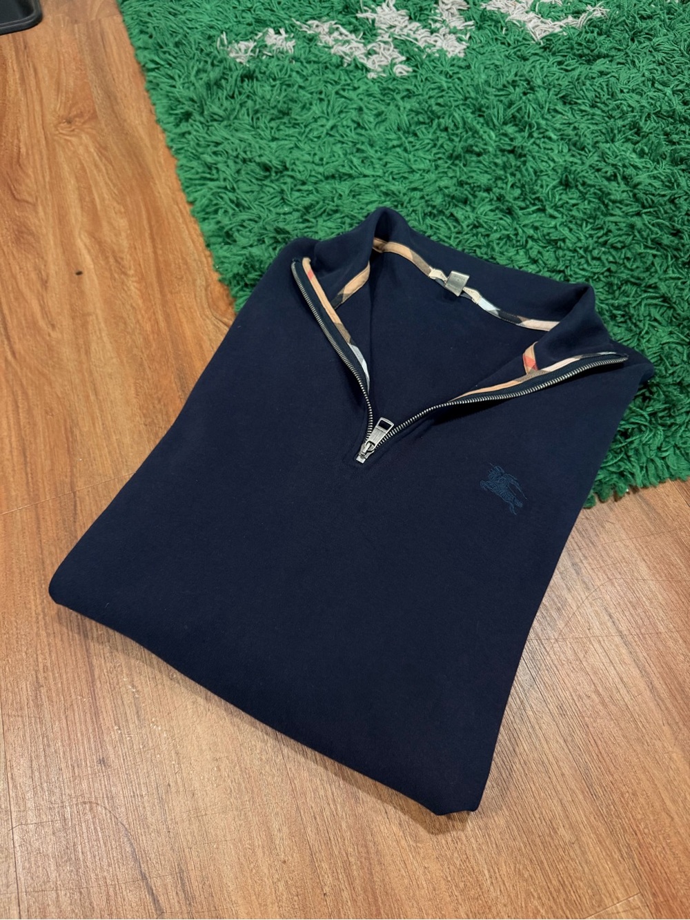 Burberry - Quarter Zip - Navy - Size L - Preowned